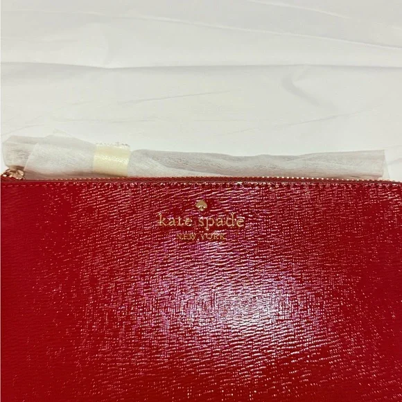 NWT Kate Spade Lucy Medium L-Zip Wristlet in Textured Patent Leather Red Jam - Picture 7 of 7